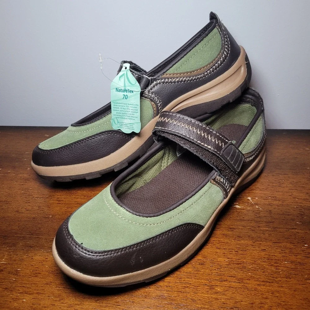 Lands End Mary‎ Jane Green Suede Womens 7.5 Strap 407322